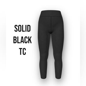 Copy • Tall and Curvy fits Size 12-18 • LuLaRoe Solid Black Leggings